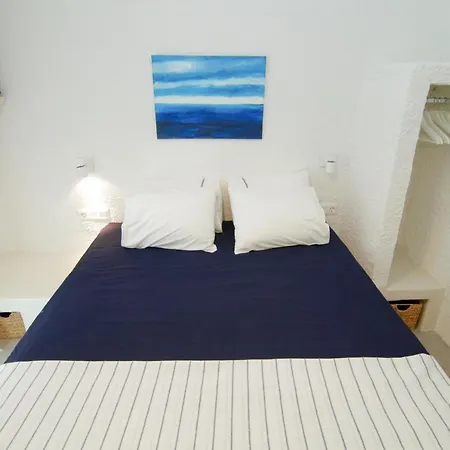 Villa Alex By The 4 Travellers Vakantiehuis *