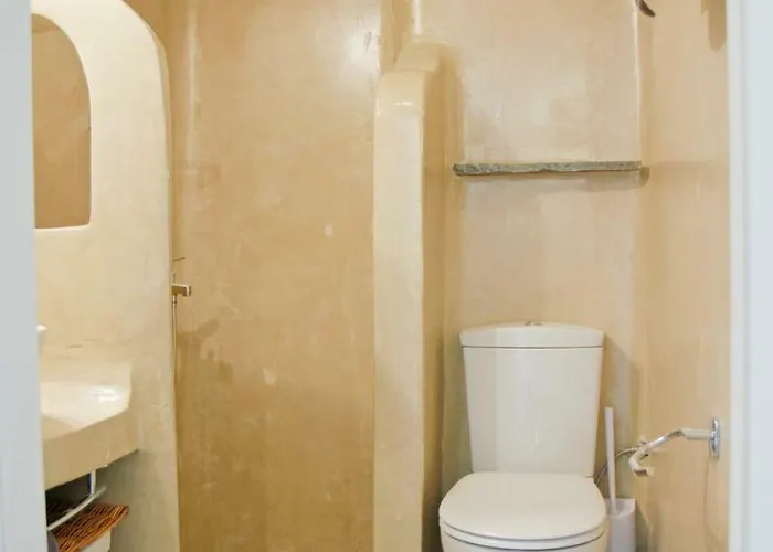 Villa Alex By The 4 Travellers 度假居 *